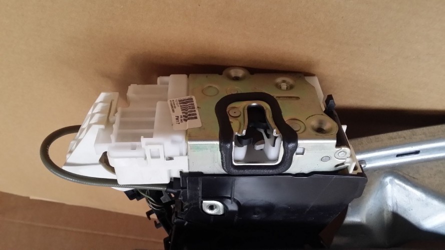 Serratura porta post dx A 169 mercedes