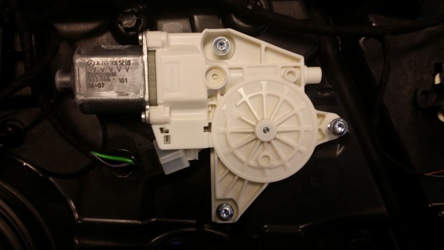 Motorino alzacristallo ant dx b 246 A2469065200